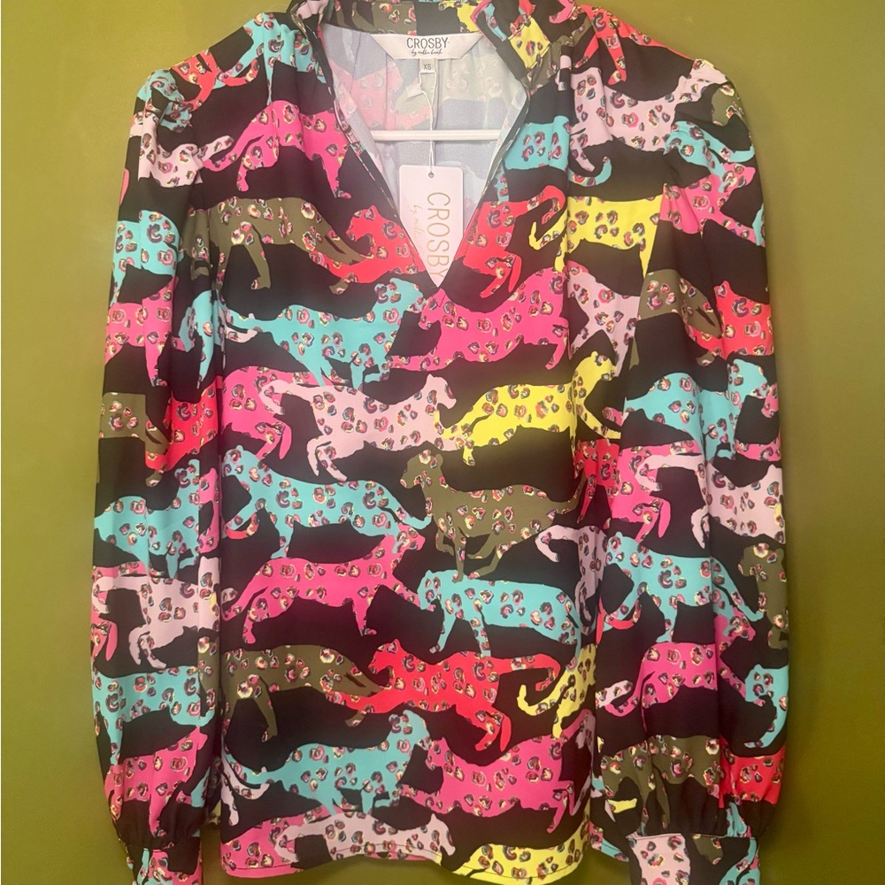NWT Crosby by Mollie Burch Lyla Top Sz XS Leaping Leopards Print 😍 retail $178
